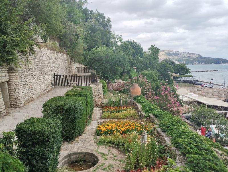 Balchik Palace botanical garden