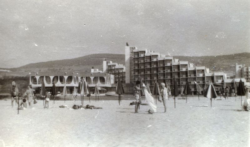 Albena beach wide sand